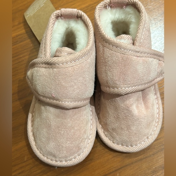 EMU Australia Toddler boots 12-18 months NWT - Picture 2 of 4